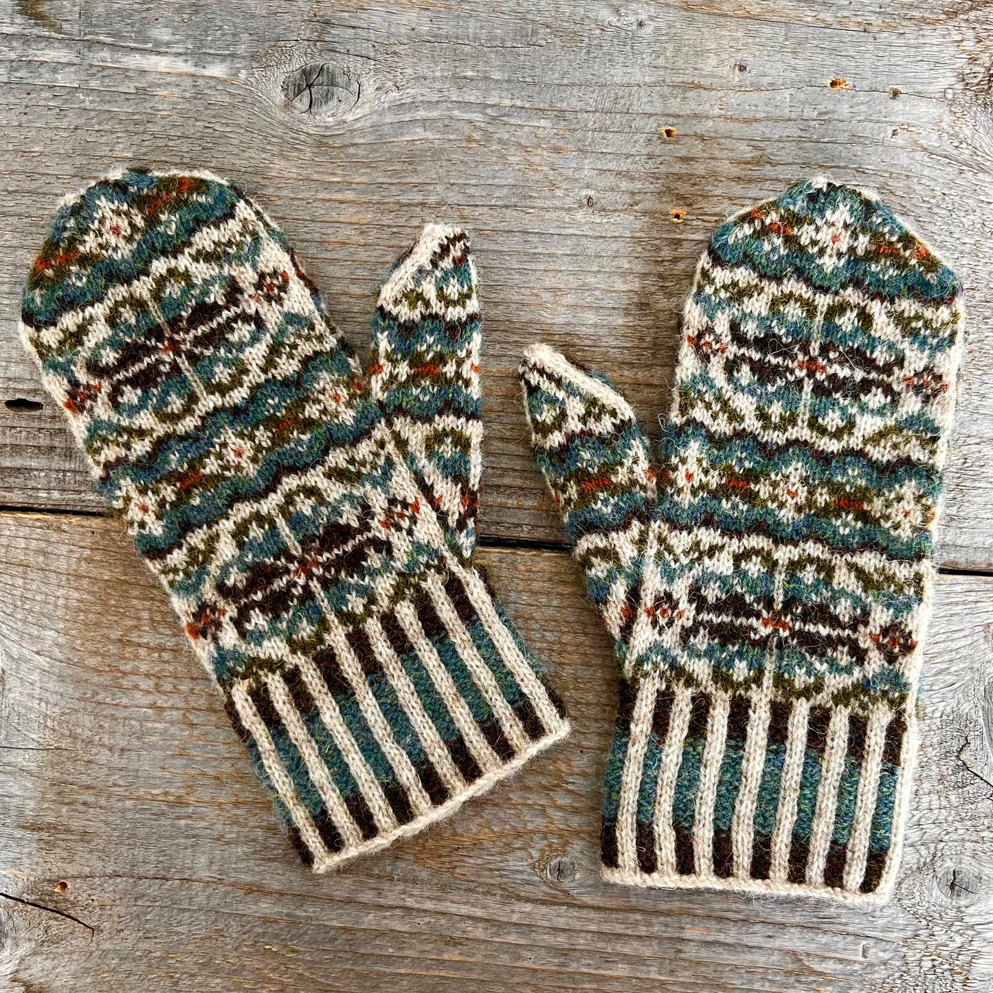 Tettegouche Mittens