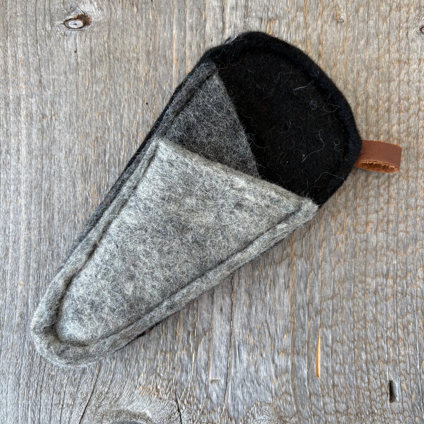 Felt Scissor Sleeve