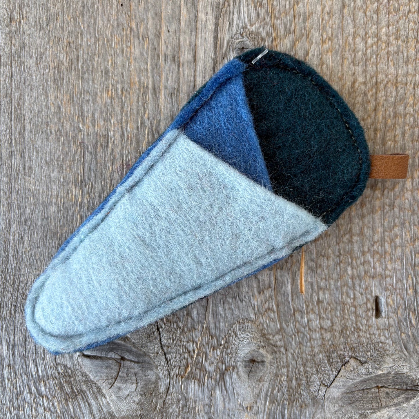 Felt Scissor Sleeve